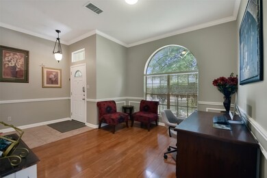 25815 Oakridge Forest Ln, Spring, TX 77386 - photo 5