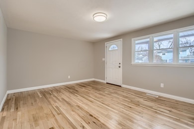 07 Living Room