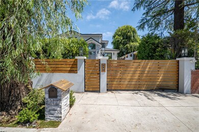 22121 Providencia St, Woodland Hills, CA 91364 - photo 2