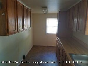 1225 Bensch Kitchen 2