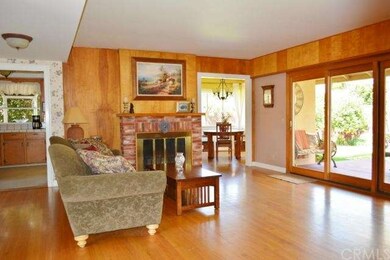 bright & airy living room overlooks the lovely bac