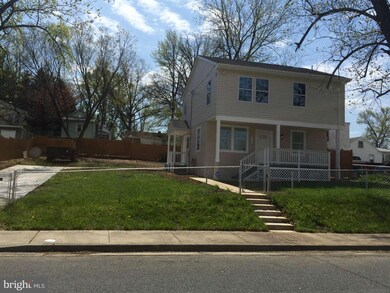 6715 Clinglog St, Capitol Heights, MD 20743 - photo 2