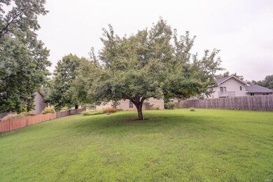 2412 Field Point Dr, Maryville, IL 62062 - photo 2