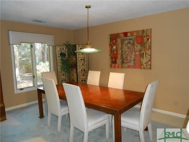 THIS HOME FLOWS FOR ENTERTAINING!