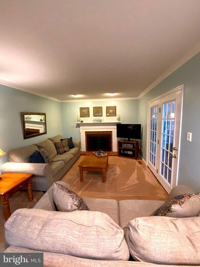 9508 Stoneoak Rd, Baltimore, MD 21236 - photo 6