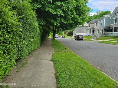 Melrose Street Frontage