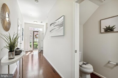 12755 Longford Glen Dr, Germantown, MD 20874 - photo 3