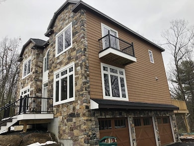 61 Tibbett Cir, Fitchburg, MA 01420 - photo 3