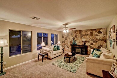 Twilight Family Rm (91)