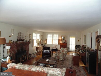 1025 Back Bay Beach Rd, West River, MD 20778 - photo 2