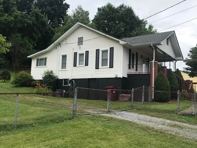 606 Orleans St, Johnson City, TN 37601 - photo 2