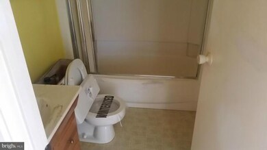 4348 Hallfield Manor Dr, Nottingham, MD 21236 - photo 4