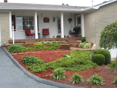 299 Bogard Ln, Mount Washington, KY 40047 - photo 5