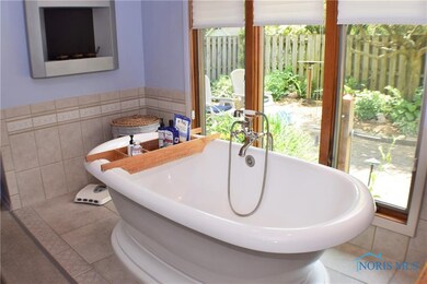 132 Riverview Dr, Woodville, OH 43469 - photo 5