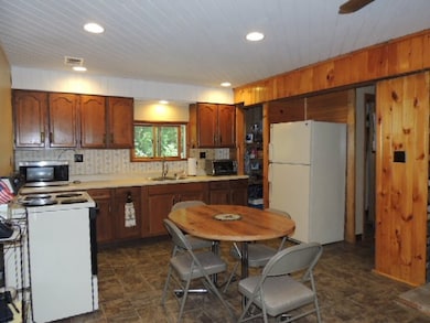 Kitchen-Dining Area