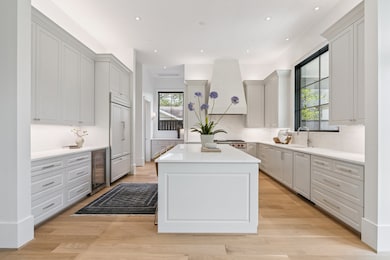 2711 Eastgrove Ln, Houston, TX 77027 - photo 5