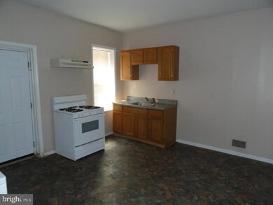 489 E Penn St, Philadelphia, PA 19144 - photo 4