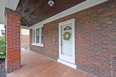 4553 Clearview Ave, Cincinnati, OH 45205 - photo 3