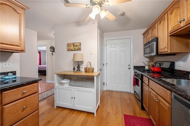 402 New River Rd unit 103, Manville, RI 02838 - photo 5