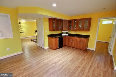 21503 Manor View Cir, Germantown, MD 20876 - photo 7