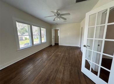 2421 Isabella 1 2 St, Houston, TX 77004 - photo 2