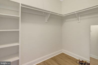 The Carlton unit 333, Arlington, VA 22204 - photo 5