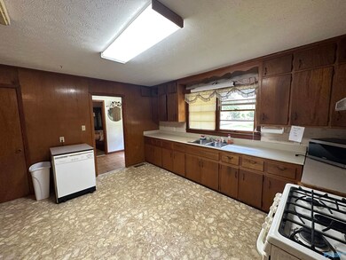 503 Lasalle St, Rainbow City, AL 35906 - photo 3