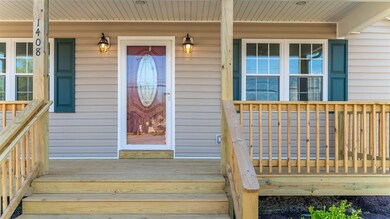 1408 N Delphine Ave, Waynesboro, VA 22980 - photo 3