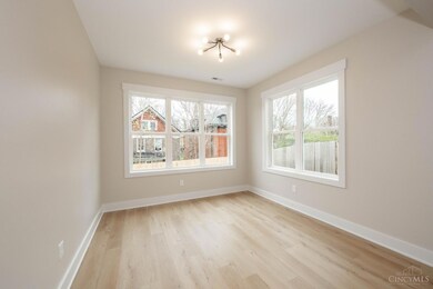 3217 Gilbert Ave, Cincinnati, OH 45207 - photo 7