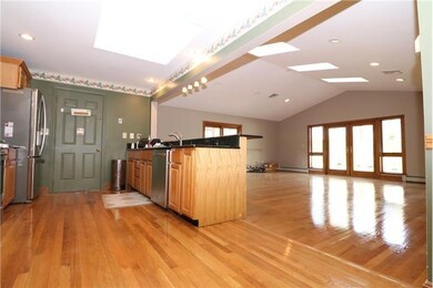 14 Theresa Rd, Stoneham, MA 02180 - photo 3