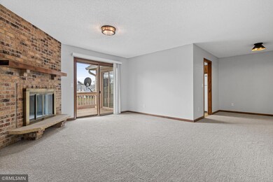 4273 Oakmede Lane-6.jpg