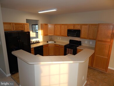 10281 Housely Place, White Plains, MD 20695 - photo 2