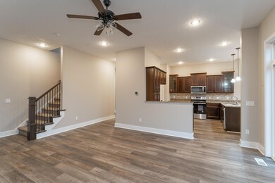 398_Summit_Drive_3