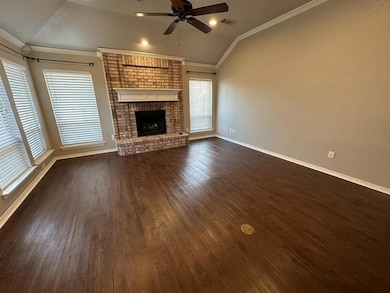 2751 Crystal Glenn Cir, Hurst, TX 76054 - photo 4