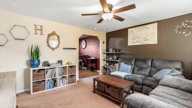 01-zj 5218 Fullerton Dr001