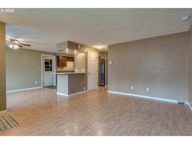 625 SE Locust St, Dundee, OR 97115 - photo 7