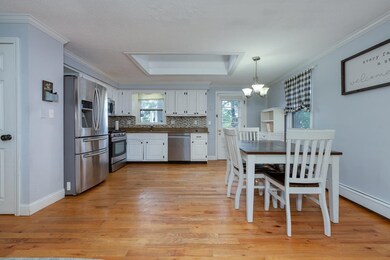 4 Coventry Rd, Nashua, NH 03062 - photo 2