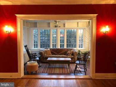 849 W University Pkwy, Baltimore, MD 21210 - photo 2