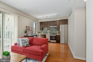 Octave 1320 unit 208, Silver Spring, MD 20910 - photo 4