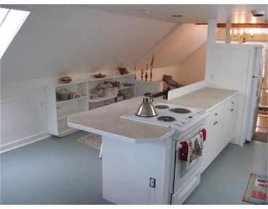 82 Bartlett St, Charlestown, MA 02129 - photo 2