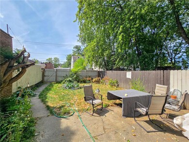 435 N Hall St, Allentown, PA 18102 - photo 4