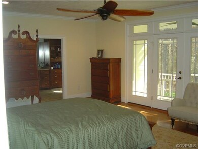 875 Koolwood Ln, Petersburg, VA 23805 - photo 6