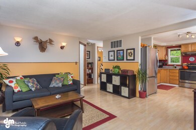 1708 Twining Drive Anchorage-large-017-L