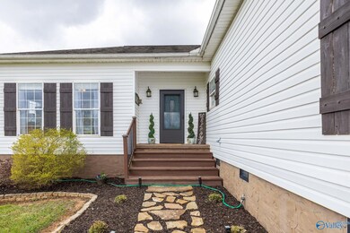 1354 Swearengin Rd, Grant, AL 35747 - photo 2