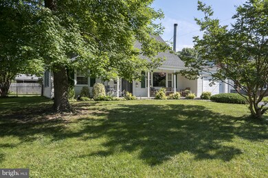 12120 Mackell Ln, Bowie, MD 20715 - photo 2