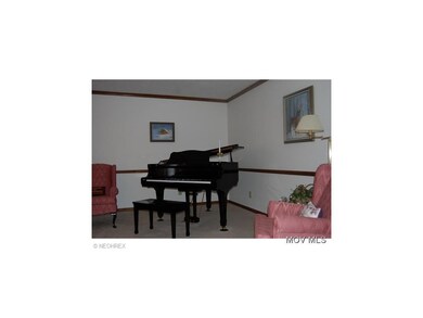 FORMAL LIVING