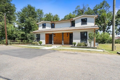 611 Monroe St, Laurel, MS 39440 - photo 4