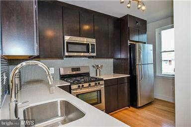 812 Otis Place NW unit 2, Washington, DC 20010 - photo 2