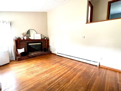 53 Suffolk St, Whitman, MA 02382 - photo 7