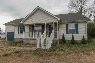 121 Nutmeg Dr, Shelbyville, TN 37160 - photo 3